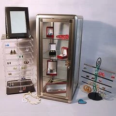 COUNTERTOP SHOWCASES, COUNTERTOP DISPLAYS, WIRE DISPLAYS, MIRRORS