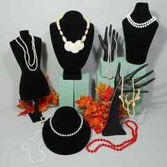 NECKLACE DISPLAYS, HAND DISPLAYS, BRACELET DISPLAYS