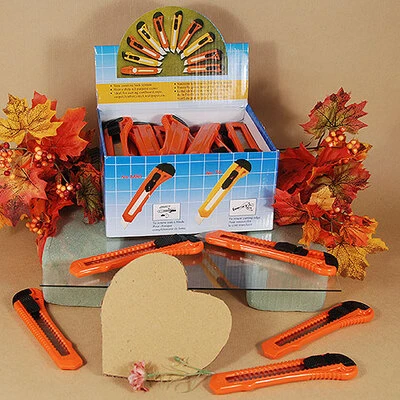 Lg Breakaway Knives w/Snap Off Blades- 36 pcs/Display Bx- Orange- Per Piece