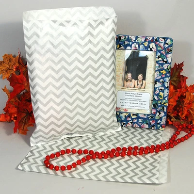 Paper Merchandise Bags- Chevron Design- 8 1/2" x 11"- 1,000/pack