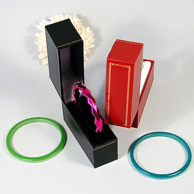 Leatherette Bangle Box- 1 1/4" x 3 5/8" x 3 1/4"H