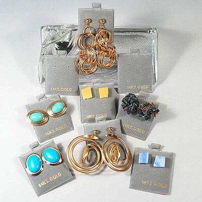 Puff Earring Cards- 14 Kt Gold- Gray- Velvet