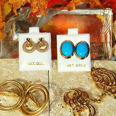Puff Earring Cards- 14 Kt Gold- White- Vinyl