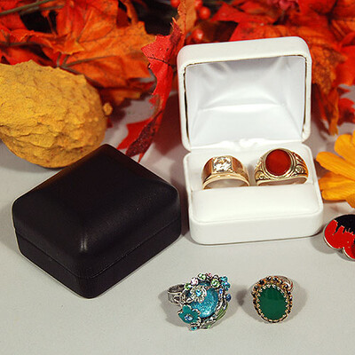 Double Ring Box- 2 1/2" x 2" x 1 1/2"