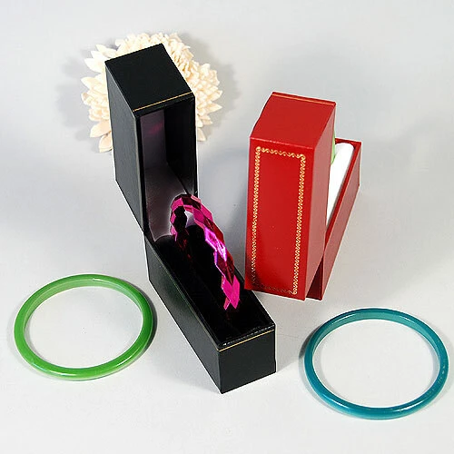 Leatherette Bangle Box- 1 1/4" x 3 5/8" x 3 1/4"H