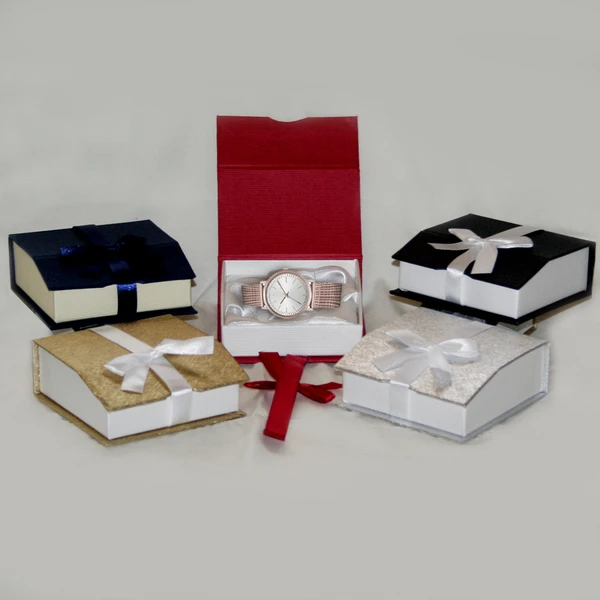 Magnetic Ribbon Bangle/Watch Boxes- 3 5/8" x 3 5/8" x 1 3/8"H