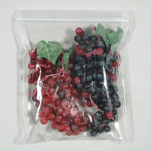 Resealable Poly Bags- Zip Seal- 7" x 8"- 2 Mil- One Quart Size- 1,000/Box- Meets TSA Standards