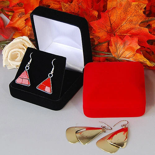 Velvet Pendant/Earring Box- 2 5/8" x 2 5/8" x 1 3/8"-